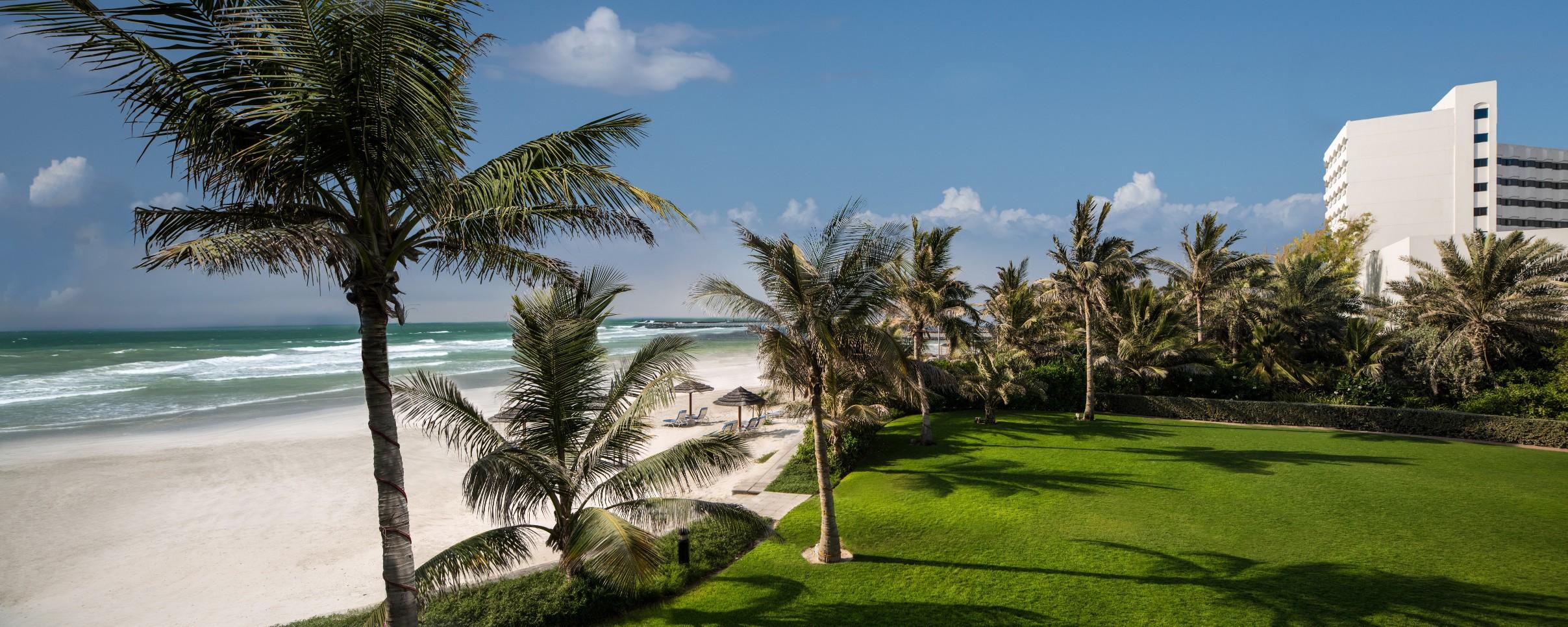 Ajman hotel (ex. Ajman hotel 5. Отель аджман кемпински оаэ. Ajman hotel 5 ex. Ajman hotel 5*, оаэ, пляжные отели аджмана.